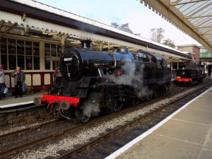 80097 standing in bury station october 2018b